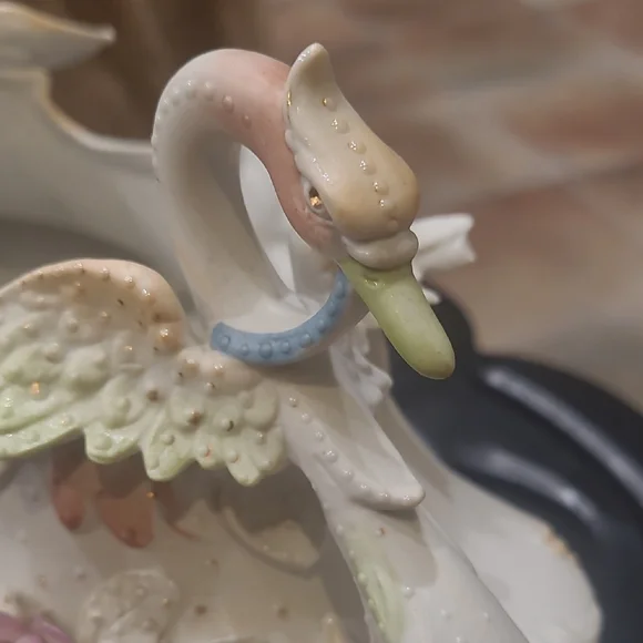 Antique German Elegant Porcelain Couple Figurine - Pastel Accents - Picture 5 of 8